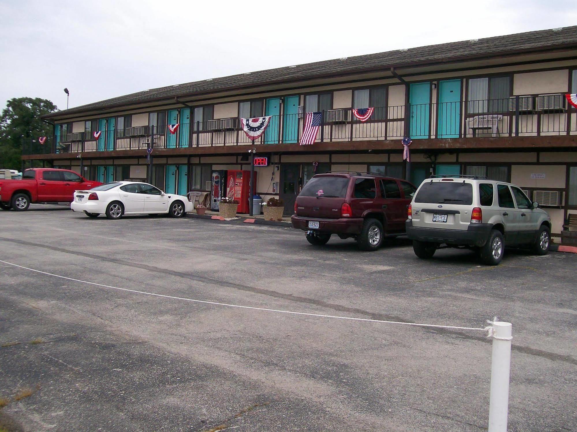 Warsaw Osage Bluff Lodge מראה חיצוני תמונה